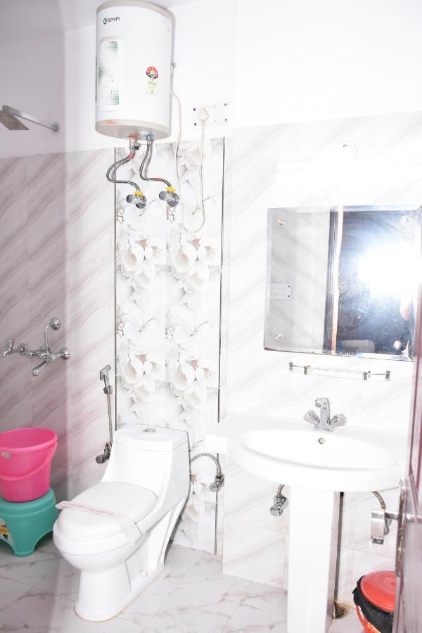 The Abodes House Hotel Greater Noida Kültér fotó